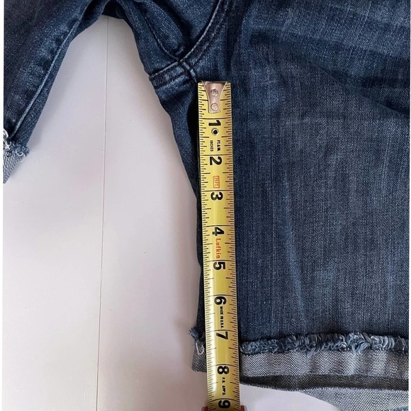 Elle Distressed Jean Shorts Size 8 - Picture 10 of 10